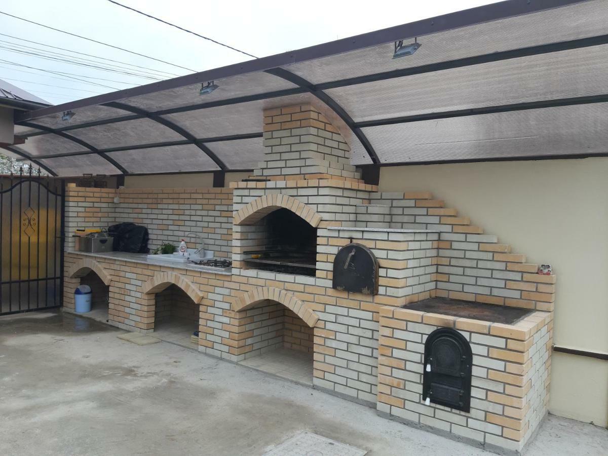 Hotel La Babusca Două Mai Esterno foto